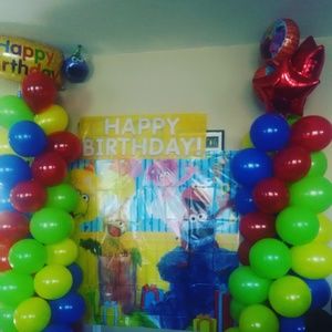 Meet your Posher, Mona